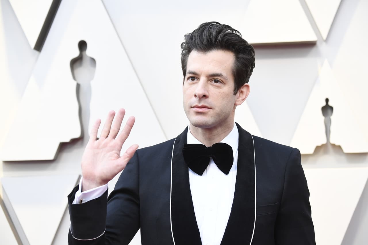 <h2 class="cms-H2-H2">Mark Ronson</h2>
<br>
<br>Este productor británico, detrás de éxitos como “Back to Black”, de Amy Winehouse, y “Uptown Funk”, de Bruno Mars, vendió el 70% de su catálogo a Hipgnosis en abril de 2020.
<br>