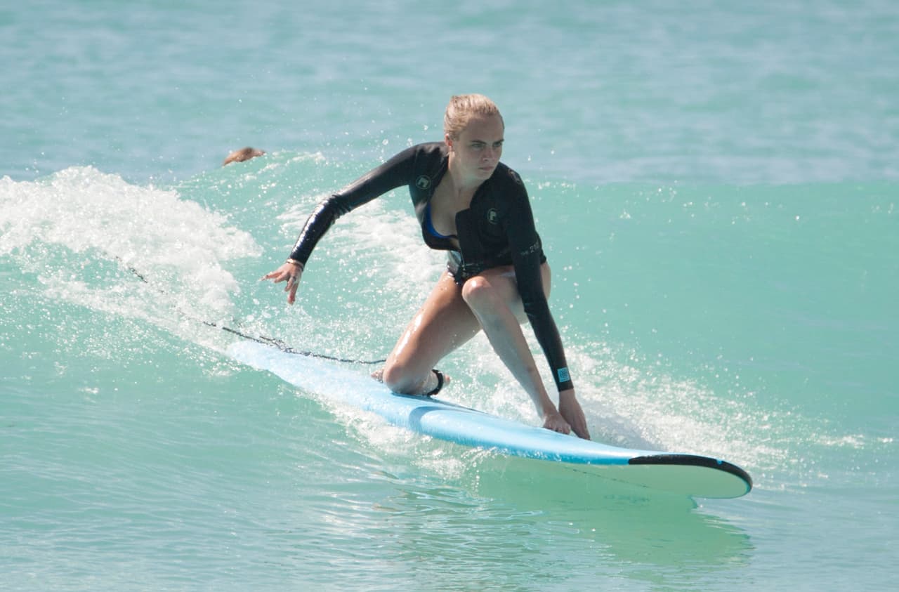 Requirió toda su habilidad y destreza, ¡sólo así podo mantenerse sobre las olas!