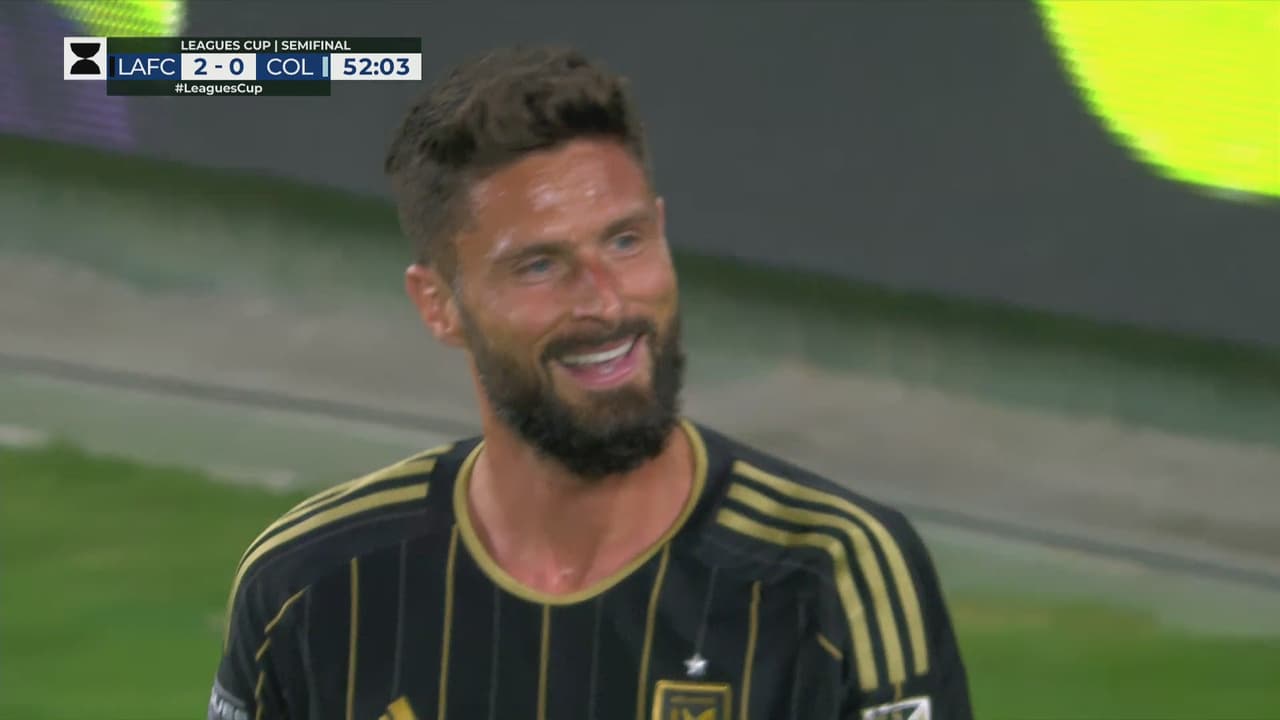 ¡Se le niega el gol! Doble falla de Giroud con el LAFC