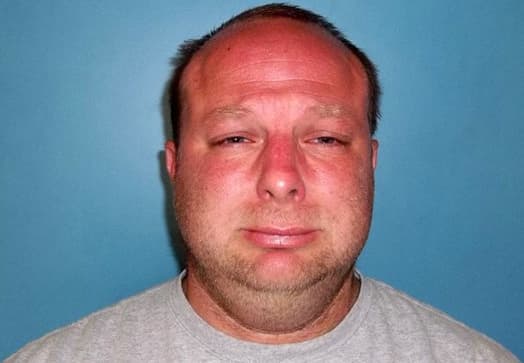 Profesor de educación especial en Texas enfrenta cargos de indecencia