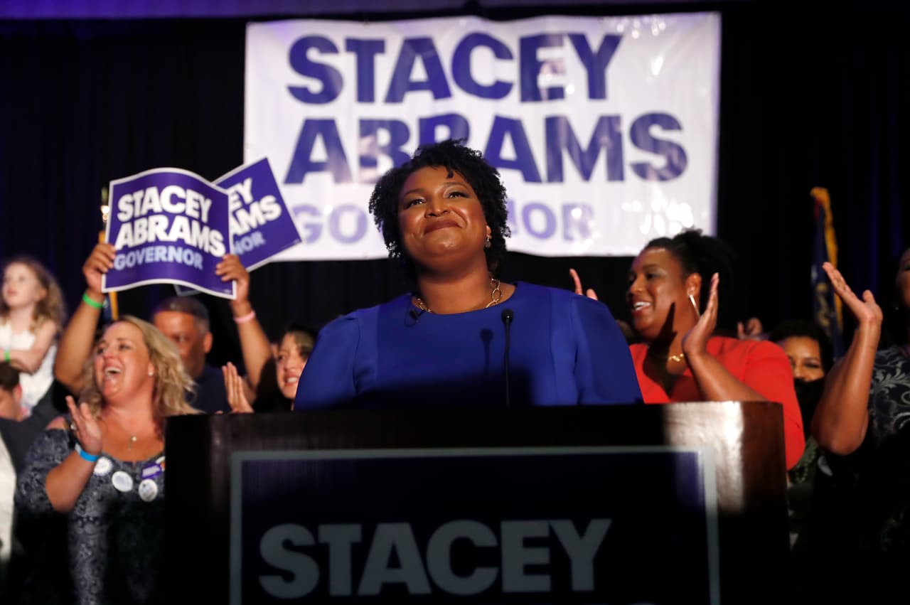 “Nuestra democracia enfrenta una muerte cercana y tenemos que revivirla”: el mensaje de Stacey Abrams