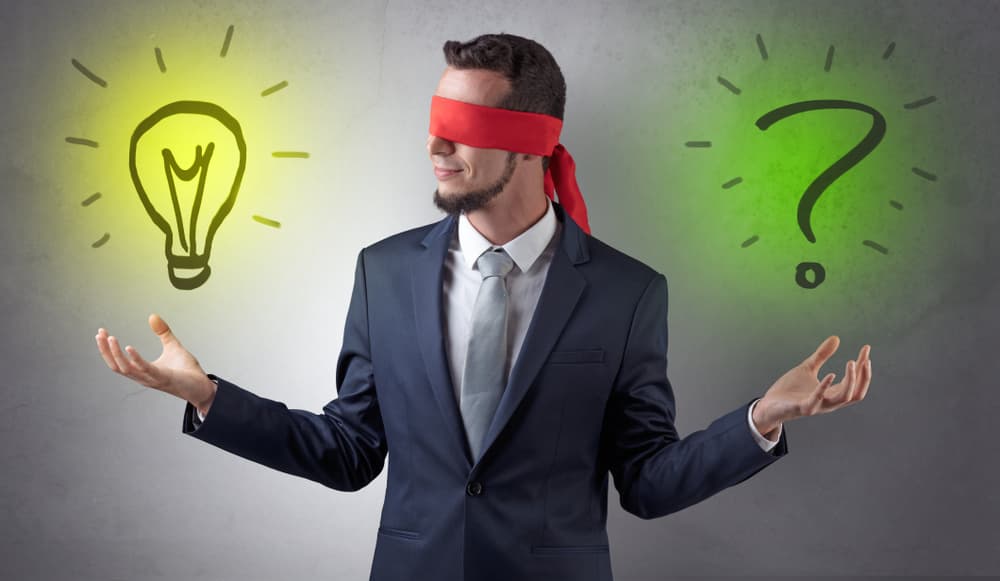 <h3 class="cms-H3-H3">Efectos de Plutón retrógrado en Escorpión</h3>
<br>Plutón es tu regente y hace que pienses mucho lo que vas a hacer. Esto por una parte es positivo pues te permitirá tomar buenas resoluciones y no lanzarte a lo primero que surja, sobre todo, en el trabajo y en relaciones personales. Por otra parte, esto podría frenar tu desarrollo si te pones a pensar demasiado en si lo estás haciendo bien o mal.
<br>