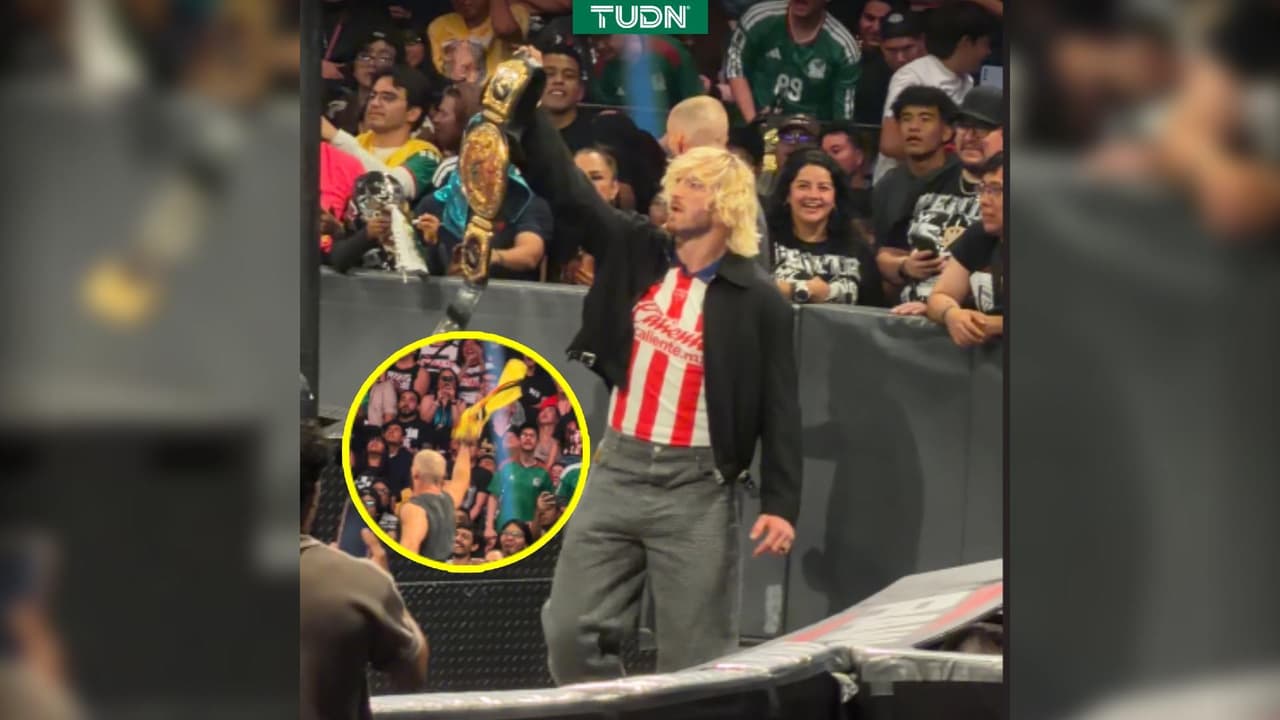 Logan Paul presume su amor por las Chivas en semana del Clásico Nacional