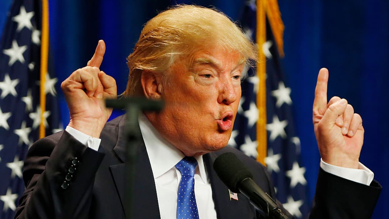 12 meses en 12 exabruptos: el escandaloso primer año de Donald Trump en la política