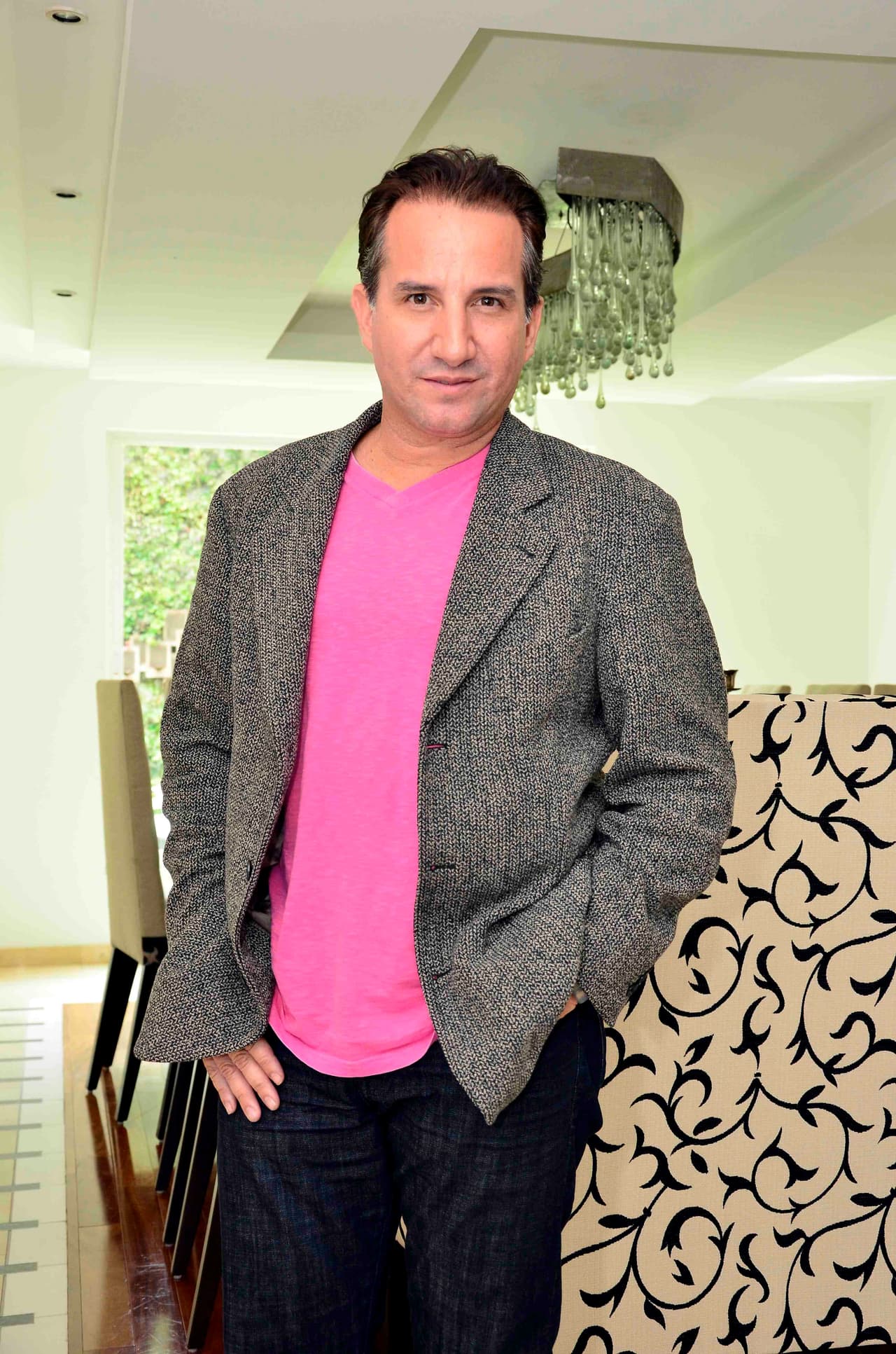 Fue tan duro el golpe que recibió Plutarco Haza que pensó en dejar la actuación, pero Nicolás y su vocación lo ayudaron a no dar ese difícil paso.