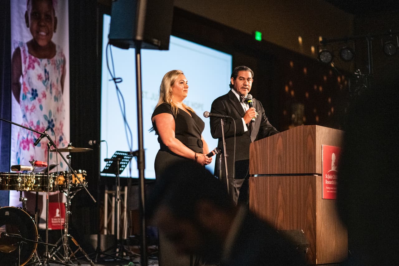 Los fondos recaudados ayudan garantizar que las familias nunca reciben una factura de St. Jude por tratamiento, viaje, alojamiento o comida.
<br>