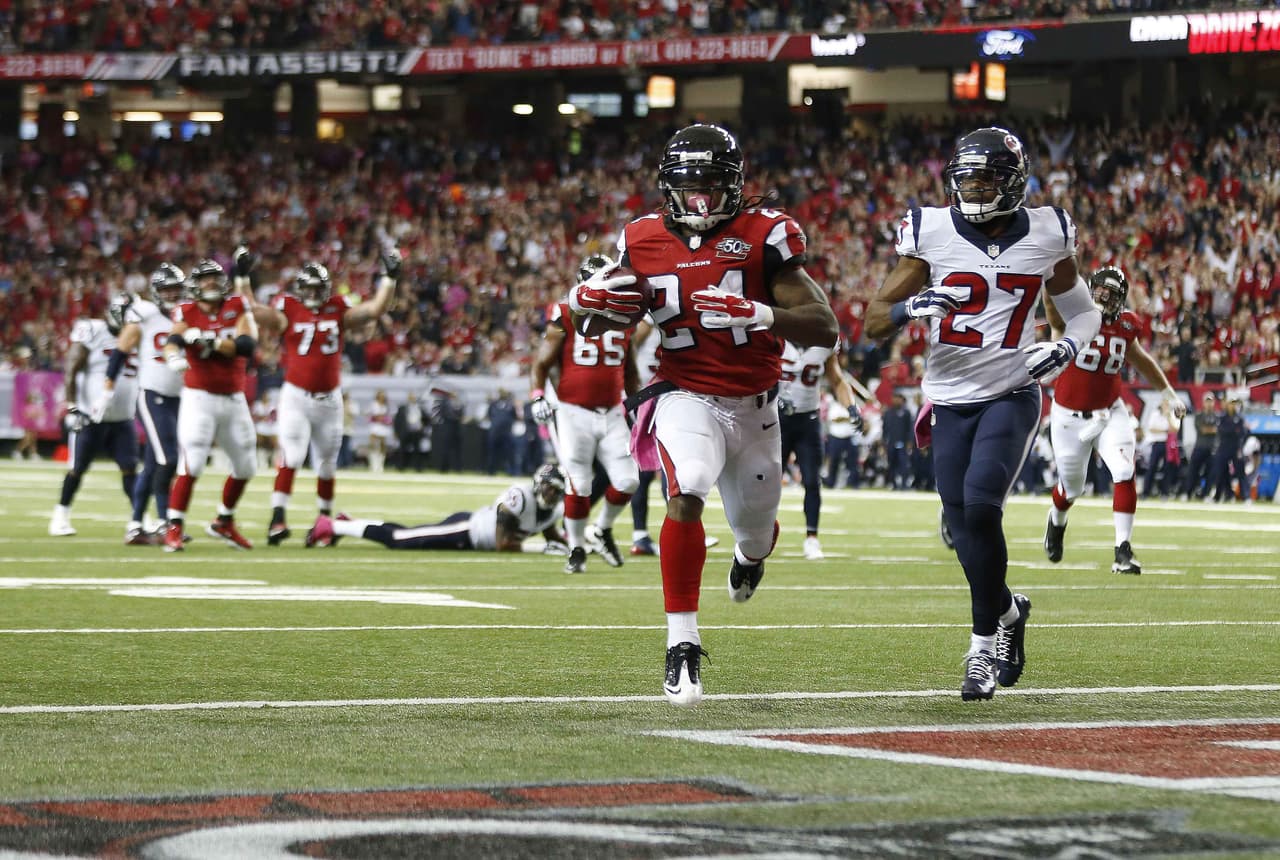 Falcons 48-21 Texans: Otra jornada de 3 TDs para Devonta Freeman con el invicto Atlanta
