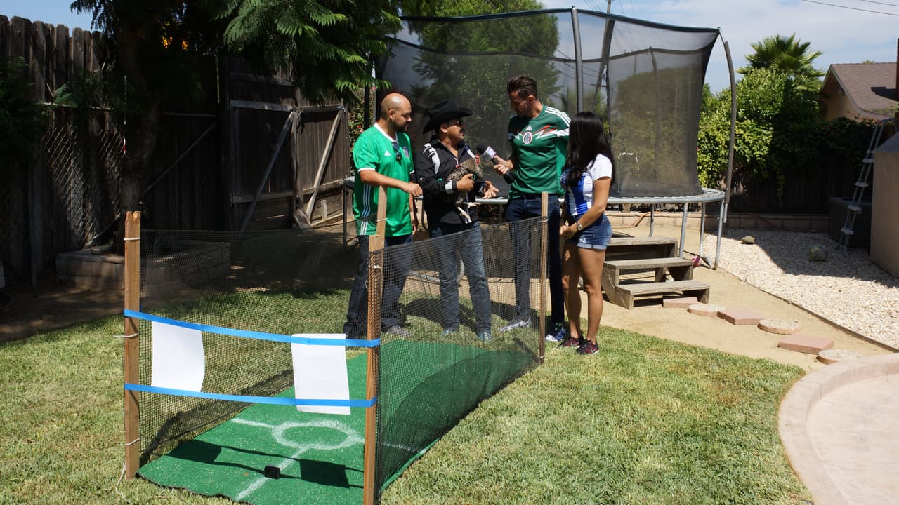 La Gallina Vidente llega al Gordo y La Flaca.