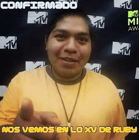 Mc Dinero es un rapero que se dio a conocer en internet por sus rimas y quien tuvo un impresionante ascenso a la fama.
