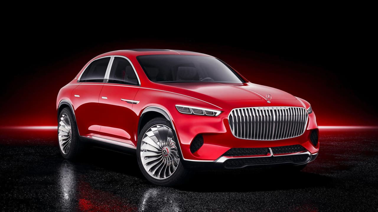 El éxito del
<a href="https://www.univision.com/noticias/pruebas-de-manejo/prueba-mercedes-maybach-s650-2018-el-chofer-es-recomendado-pero-no-obligatorio" target="_blank">Mercedes-Maybach Clase-S</a> le ha dado al fabricante el entusiasmo para explorar
<b>maneras de hacer crecer la marca</b>. El Vision Mercedes-Maybach Ultimate Luxury SUV es prueba de ello.