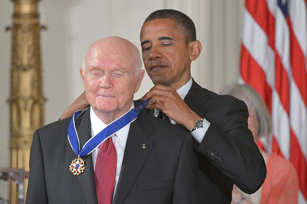 El 29 de mayo de 2012, el presidente Barack Obama le colgó la Medalla Presidencial de la Libertad en una ceremonia en la Casa Blanca. (Foto de Mandel Ngan/AFP/getty Images)