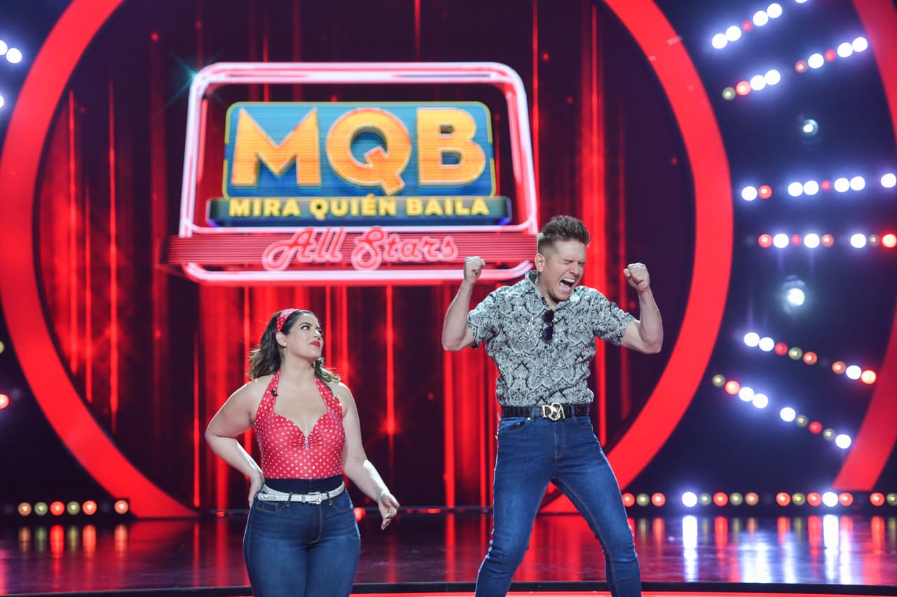 Había llegado la hora. Con 67% de los votos en favor del cantante mexicano, este domingo Denise debió despedirse de la pista.