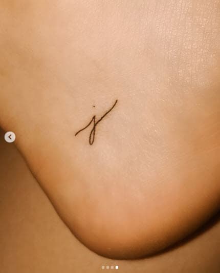 Sofía Castro explicó que solamente había hecho un intercambio de tatuajes con Jon Boy y aclaró que no le había cobrado por el trabajo.