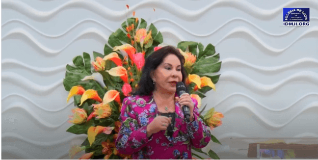 María Luisa Piraquive, directora de la Iglesia de Dios Ministerial de Jesucristo Internacional. Foto: Pagina oficial de la iglesia
<br>