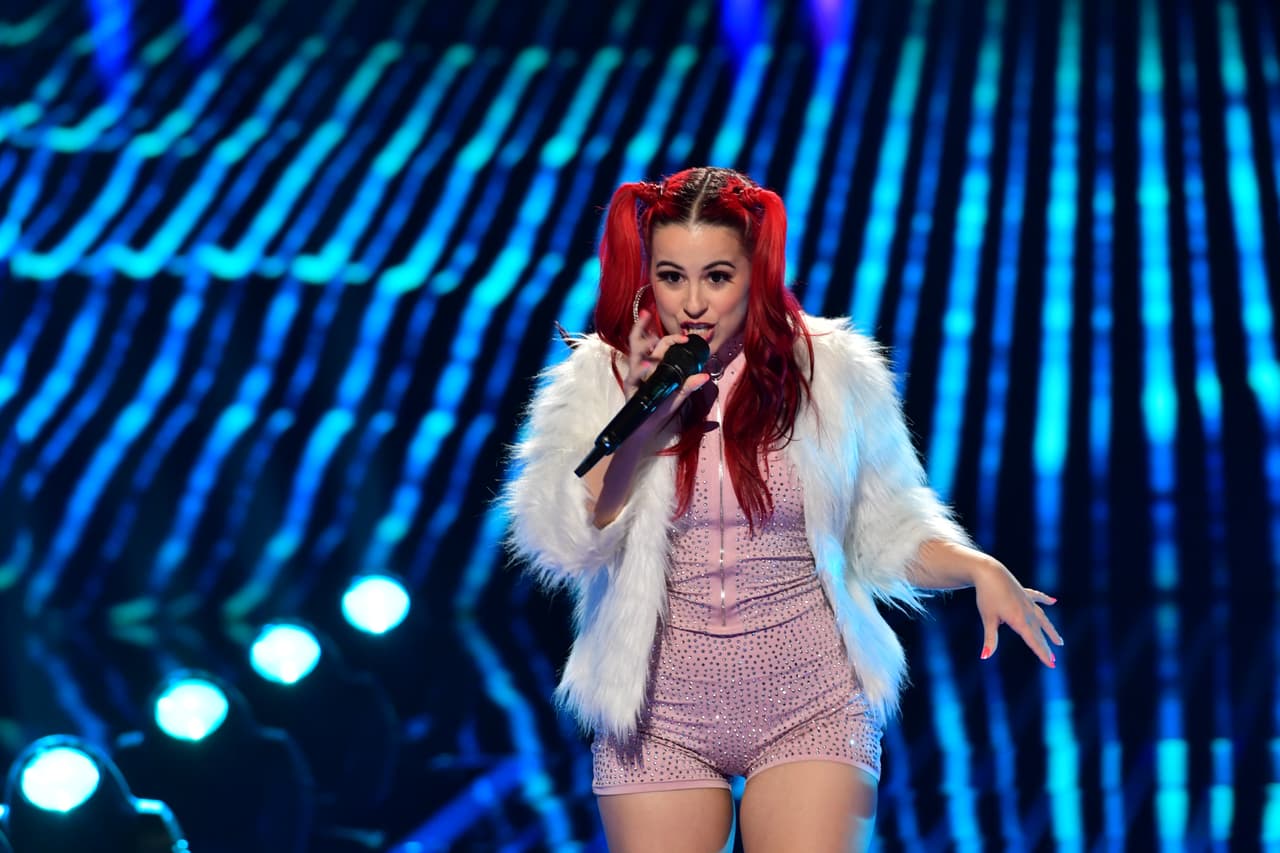 Esta cubana de 26 años ofreció un show con el que sorprendió a los jueces. Cantó 'Ese hombre', en versión "cubatón".