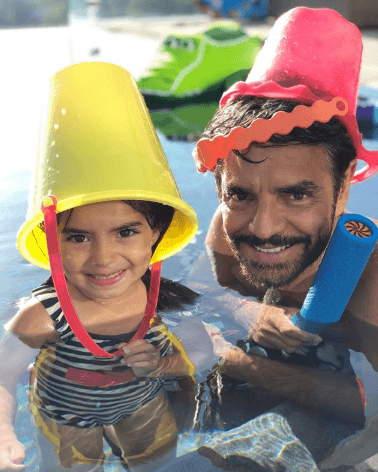 Ahora disfruta el lado más divertido de Eugenio en La Familia P. Luche todos los lunes a las 7PM/6C por Galavisión.