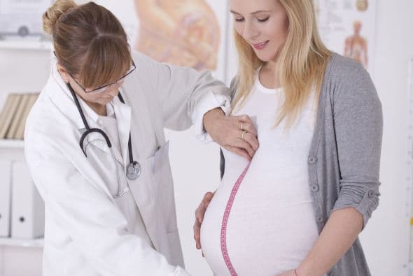 Posibilidades. Tu hospital podría no poder cumplir con cada uno de tus requisitos, con lo cual es una buena idea contrastar tu ‘birth plan’ con la administración.