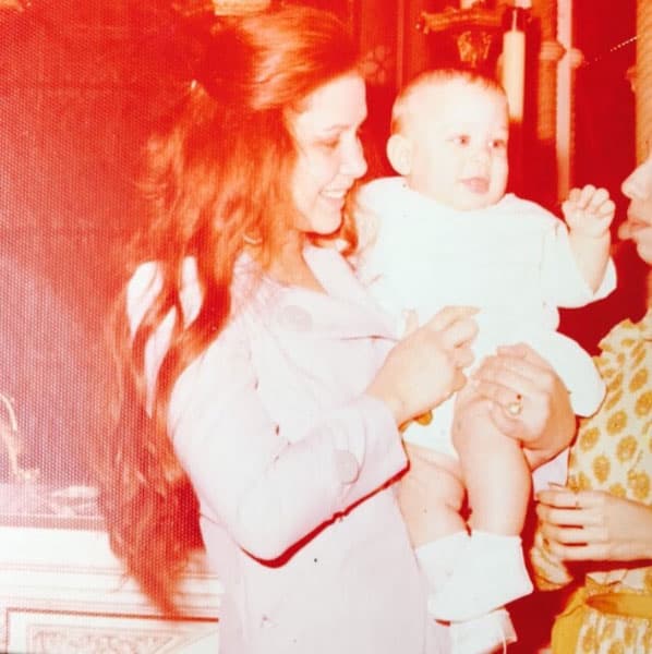 Este guapo dominicano nació con ángel, pues desde chiquito conquistaba a cualquiera con su sonrisa.