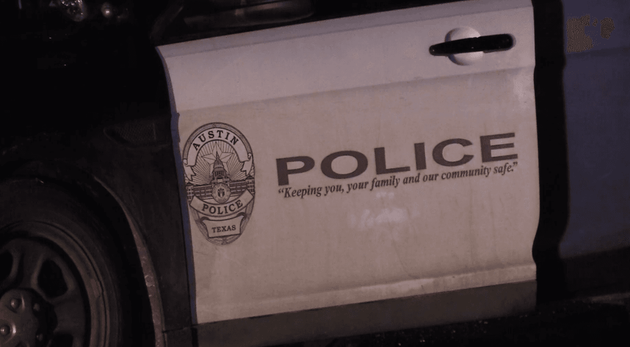 Dos hombres arrestados después de situación SWAT al Este de Austin