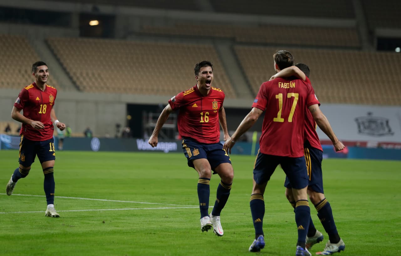 Morata (17’), Torres (33’, 55’, 71’), Hernández Cascante (38’) y Oyarzabal (89’) se sirvieron con la ‘cuchara grande’ en la tremenda goliza.