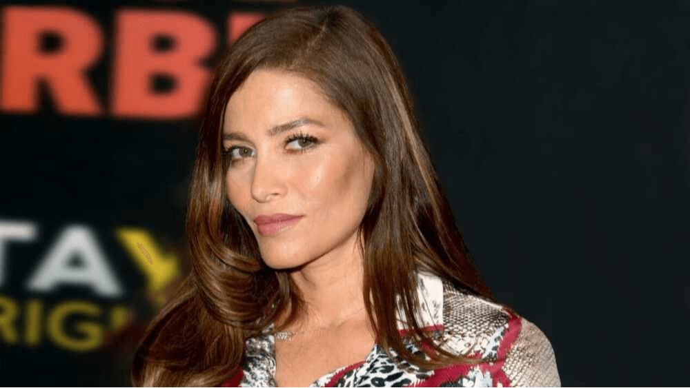 Adriana Fonseca transmite en vivo un supuesto maltrato que sufrió dentro de un taxi