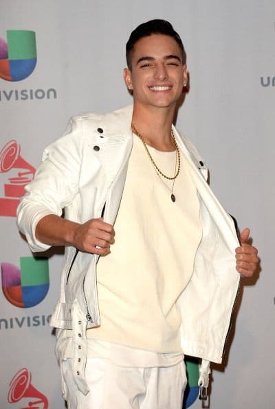 Además de postularse como "El hombre más sexy del 2014", ha sido nominado a varios premios de importante relevancia musical.