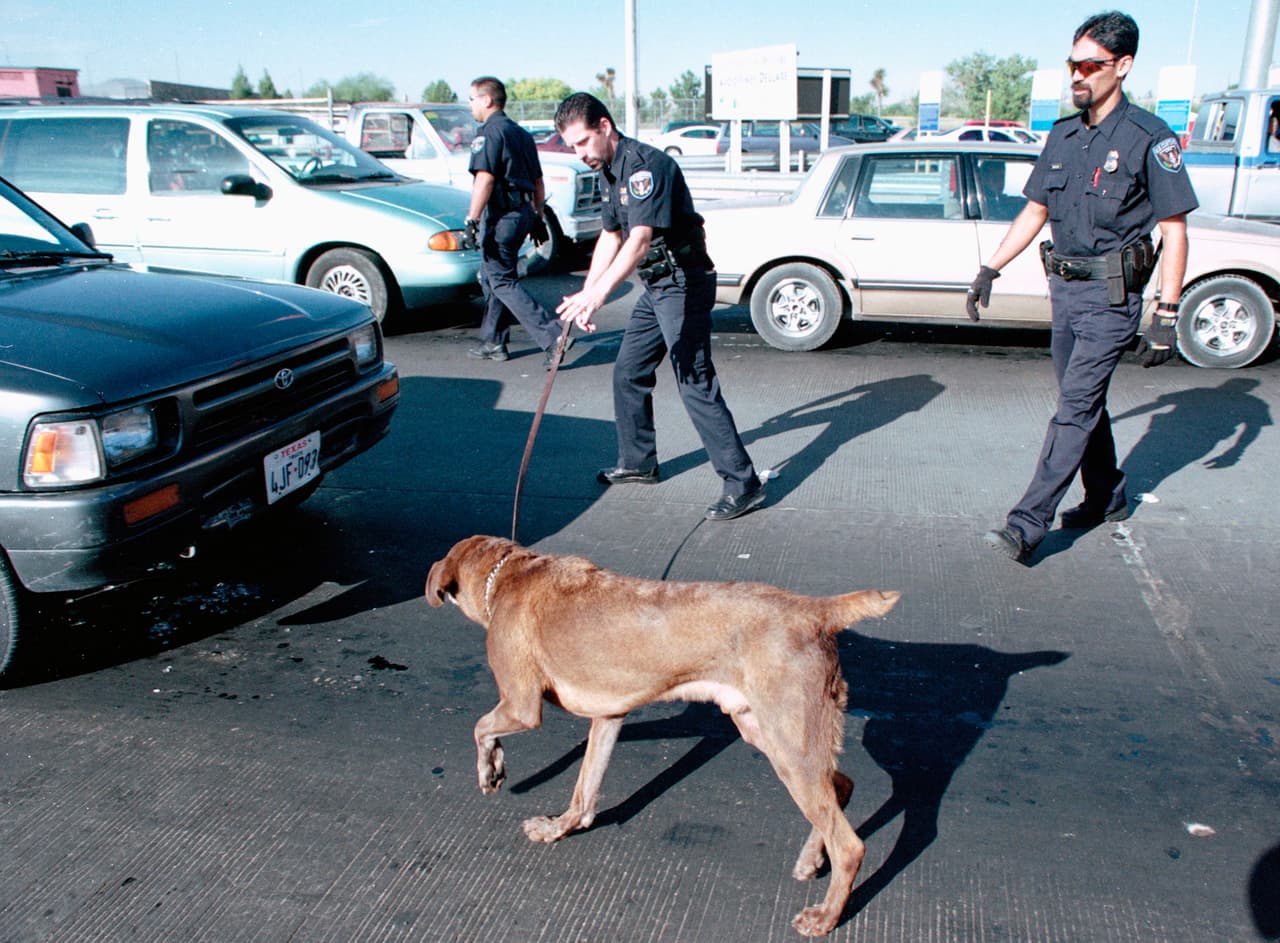 Una inspección en El Paso, Texas, el 19 de octubre de 2001