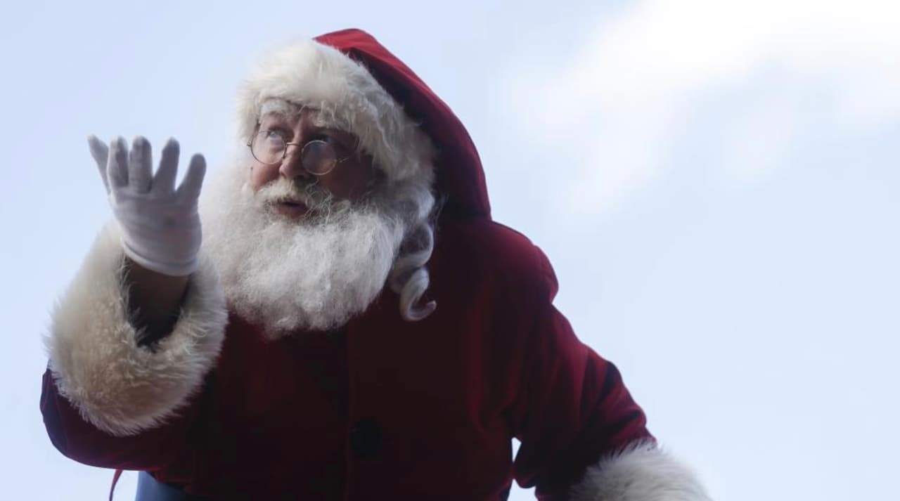 A partir de este viernes llega Sana Claus al Deerbrook Mall, se necesita reservar a través de la 
<b><a href="https://www.shopdeerbrookmall.com/en/events/photos-with-santa-34947.html" target="_blank">página de internet</a></b>. 
<br>