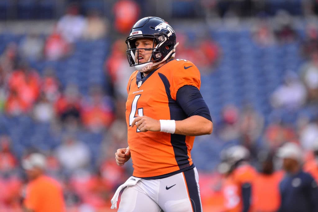 17) 
<b>Case Keenum, Denver Broncos</b>. Si Keenum puede acercarse medianamente a lo que hizo el año pasado en Minnesota (llegar al juego por el título de la NFC) esas serían muy buenas noticias en Denver.