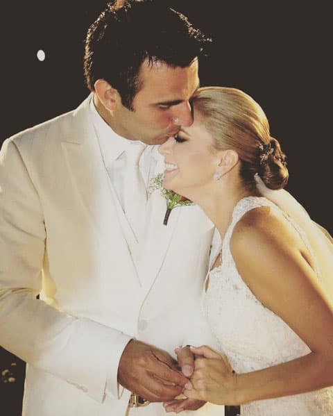 Él nació un año después de que la actriz se casó con Santiago Aguirre, su adorado 'Toro', como le dice de cariño.