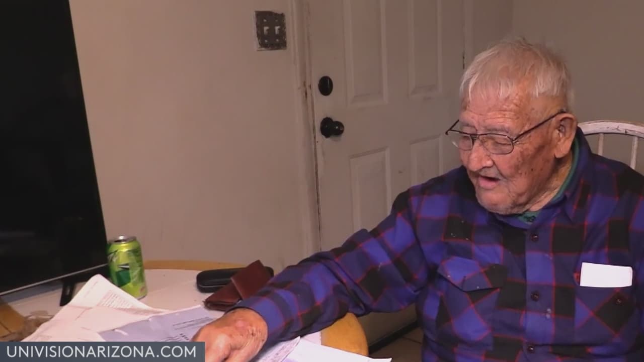 Anciano de 84 años es acosado con cobros médicos "fantasma"
