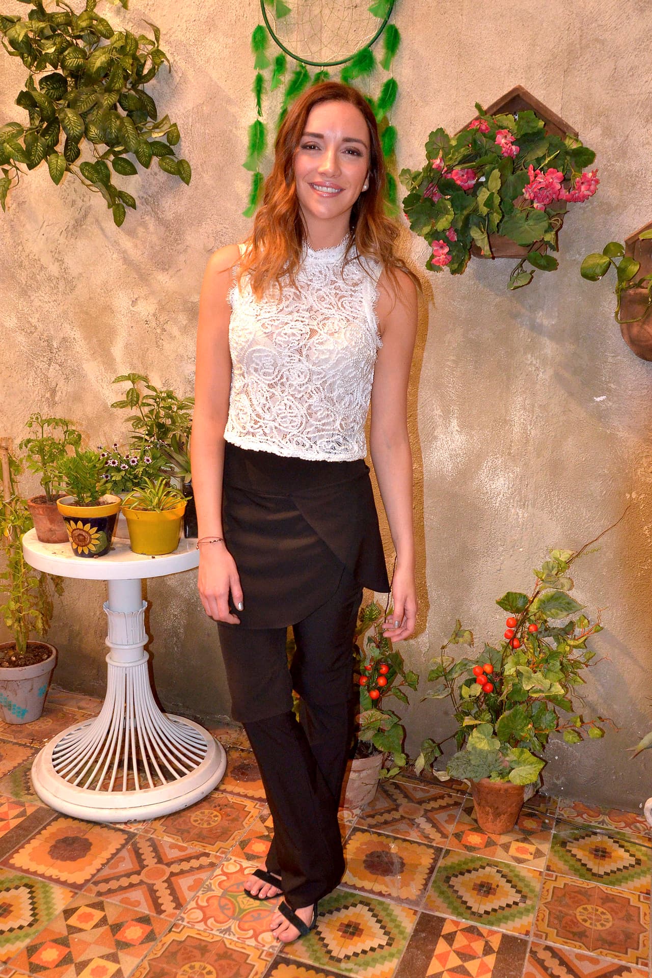 Asegurando que después de eso no había vivido una experiencia paranormal, confesando que es muy miedosa, pero le encantan las historias de terror.