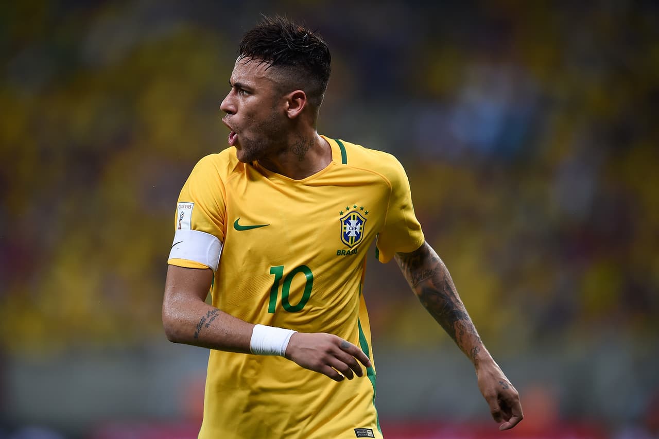 Neymar defiende a Brasil: "Aparecerán idiotas a hablar mier... Que se jodan"