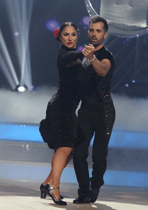 Después de haber sido cuestionado por el host Javier Poza sobre sus palabras y de haber tenido un desencuentro con los jueces, Mike realizó el que, a ojos de Dayanara Torres, hasta ese momento fue el mejor baile de Mira Quién Baila 2018.