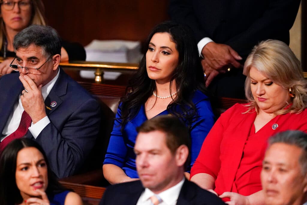 <h3 class="cms-H3-H3">Anna Paulina Luna (Florida)</h3>
<br>
<br>Luna de ascendencia mexicana, la única latina entre el grupo de disidentes, se describe como una "extremista pro-vida" y proponente de la "gran mentira" de Trump y opuesta al apresidencia de McCarthy en la Cámara.