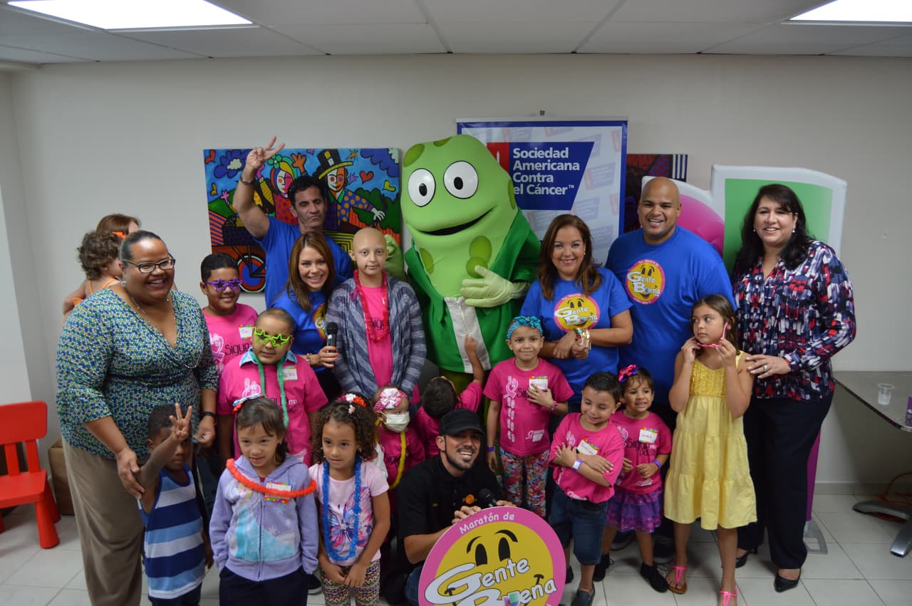 La séptima edición del Maratón de Gente Buena con una emotiva y colorida actividad para un grupo de pacientes de cáncer pediátrico y sus familiares. En el Mes de Concienciación del Cáncer Infantil, Univision Puerto Rico continuó la séptima edición del Maratón de Gente Buena con una emotiva y colorida actividad para un grupo de pacientes de cáncer pediátrico y sus familiares del Hogar Niños que Quieren Sonreír de la Sociedad Americana contra el Cáncer de Puerto Rico.