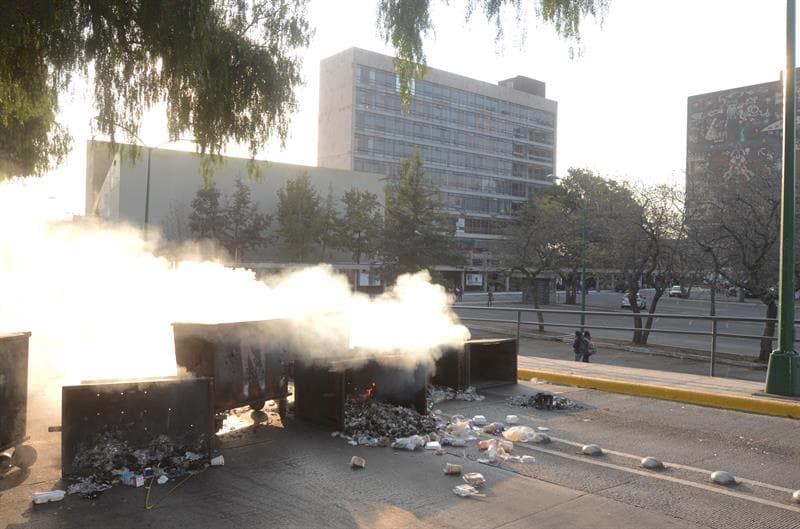 La detención de un presunto narcomenudista desató los disturbios en Ciudad Universitaria de la Universidad Nacional Autónoma de México (UNAM).
