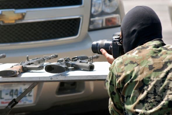 De hecho se ha agravado la situación de manera que el departamento de seguridad de Estados Unidos ha emitido alertas para evitar que sus ciudadanos viajen a Monterrey.