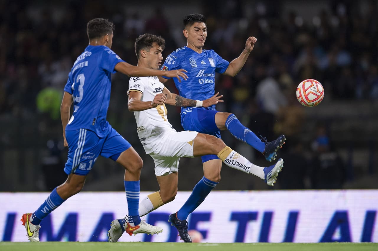 Tigres le empató sobre la hora a Pumas con gol de Gignac en partido adelantado de la Jornada 16 del Apertura 2022; Dinenno había adelantado a los universitarios.