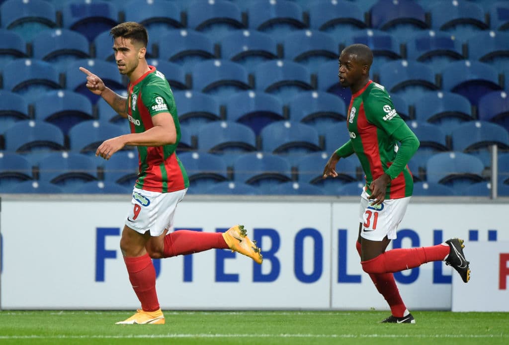 Rodrigo Pinho (24’) abrió el marcador para los visitantes y Pepe (42’) emparejó los cartones. Pinho (52’) volvió a marcar y Chipela Gomes (90+4’) selló el triunfo. Otavio (90+9’) hizo el 2-3. El siguiente compromiso del Porto será frente al Sporting de Lisboa.