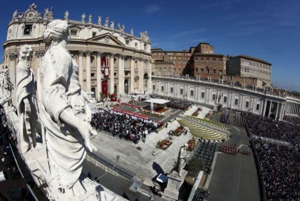 - 4,000: el número de autobuses que se esperan para la movilidad en torno al evento.