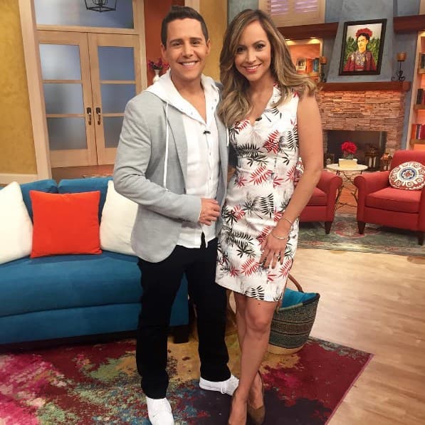 Ser feliz y saludable es su filosofía de vida... Nos encanta verlo tan feliz y con tantos proyectos en puerta.