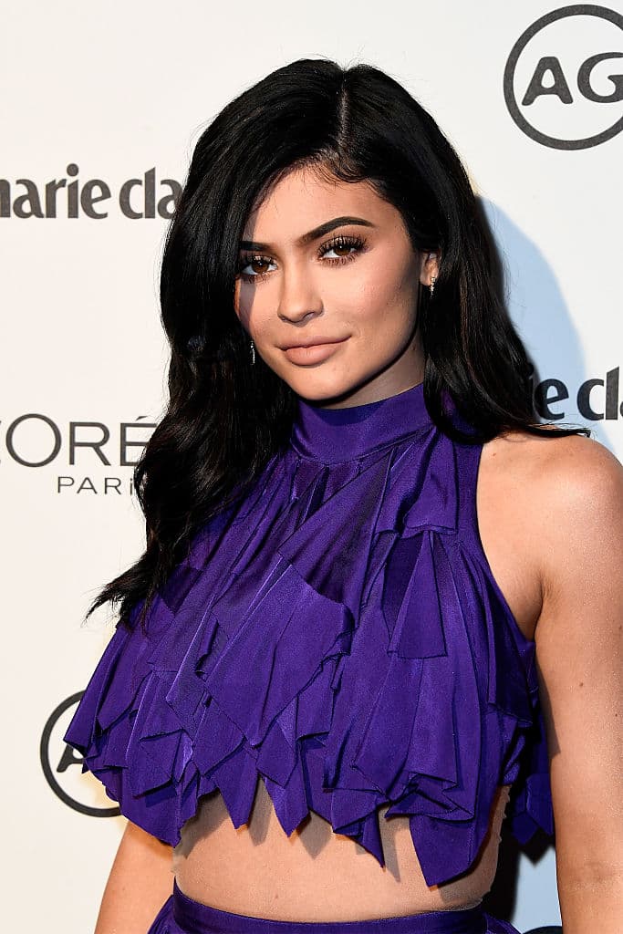 Kim Kardashian mantuvo las cosas simples con un ángel bebé y emojis de corazón azul.