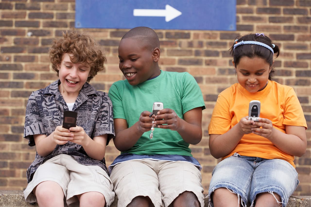 Es súper importante el teléfono en caso de emergencia, pues la comunicación queda al alcance de los dedos.