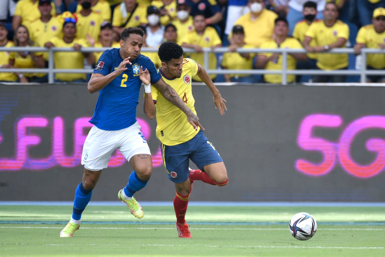 Colombia terminó con el paso perfecto de Brasil al sacar un empate sin goles.