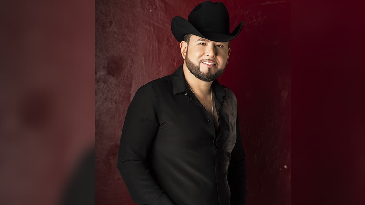 Roberto Tapia escribe una canción durante sus peores momentos 