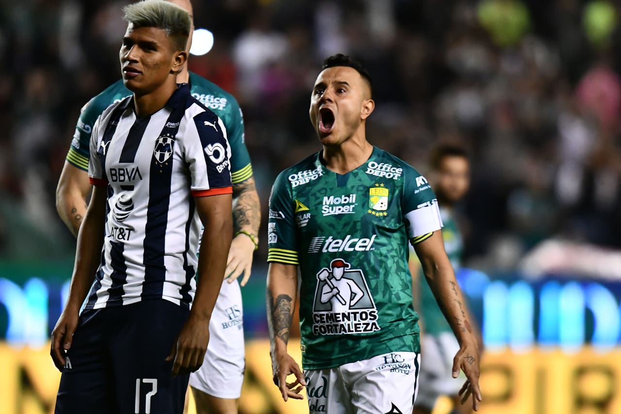Luis Montes se lució con doblete en la goleada de 3-1 sobre el campeón Monterrey que alaga su racha a cinco jornadas sin triunfo.