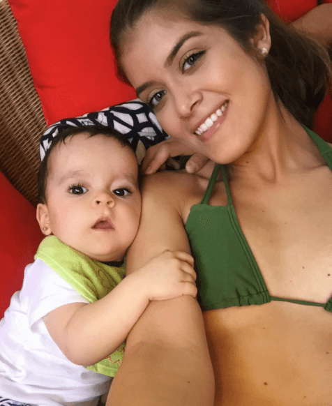 También mantiene cercanía con sus adorables hermanos mellizos, fruto del matrimonio entre su padre y la también actriz Elizabeth Álvarez.