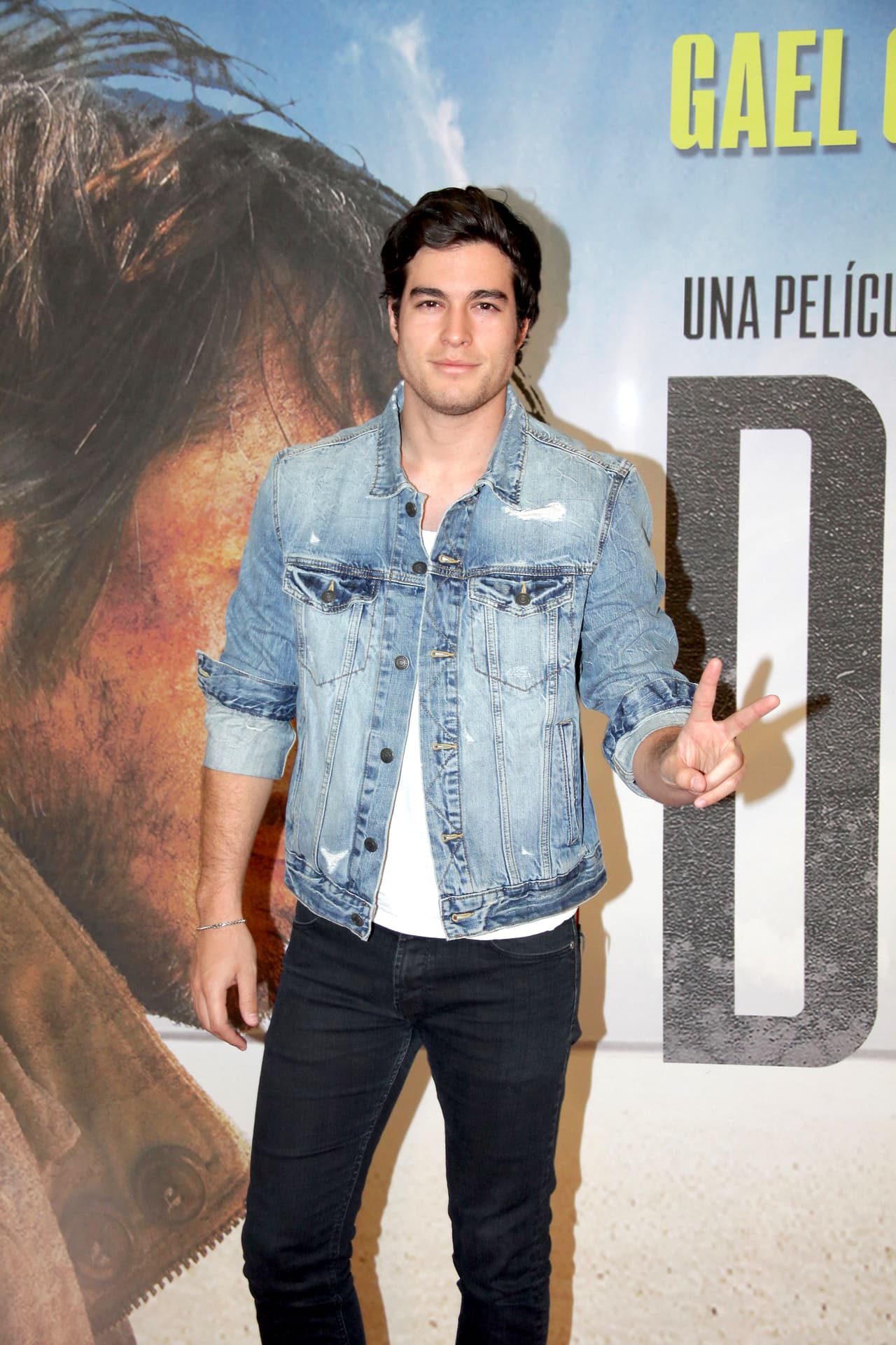 El novio de
<b><a href="https://www.univision.com/famosos/michelle-renaud-dice-que-su-ex-se-lleva-bien-con-danilo-carrera-aunque-al-principio-fue-dificil-fotos" target="_blank"> Michelle Renaud</a></b> aceptó que los seres humanos no son monógamos, pero sí inteligentes.