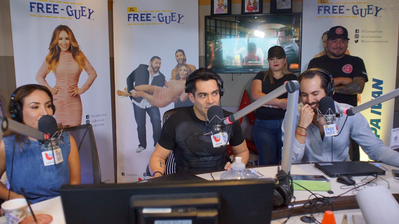 <b><a href="http://www.univision.com/temas/omar-chaparro">Omar Chaparro</a></b> se metió al 
<b><a href="http://www.univision.com/temas/el-free-guey">Free-guey show</a></b> y nos contagió con toda su alegría.